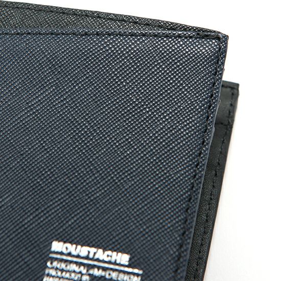 MOUSTACHE 二つ折り財布 牛革型押し加工×牛革 DSS-4521