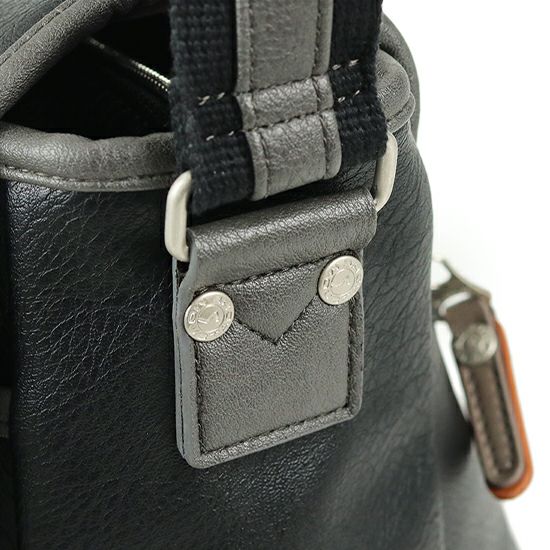 MOUSTACHE ショルダーバッグ 合皮 YVQ-5959