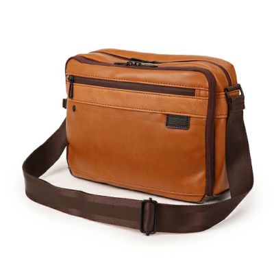 MOUSTACHE ショルダーバッグ(M) スムース合皮×シボ合皮×イタリアン牛革 VZN-0551