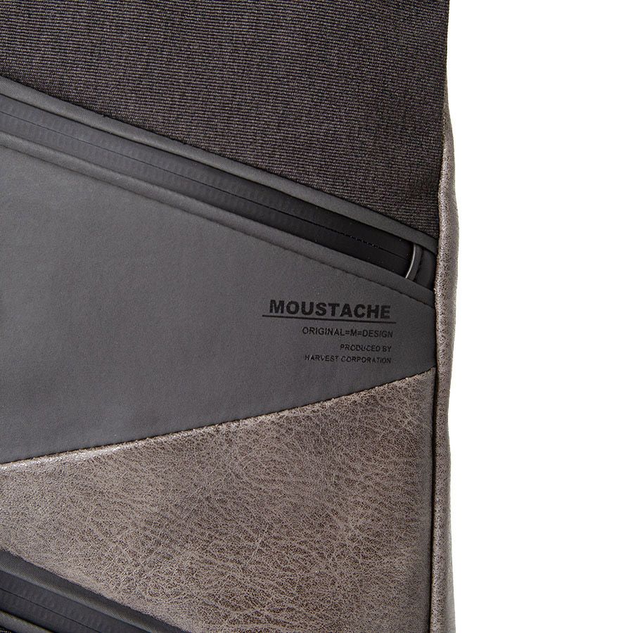 MOUSTACHE 薄マチボディバック 合皮×杢調ポリ BBB-4667