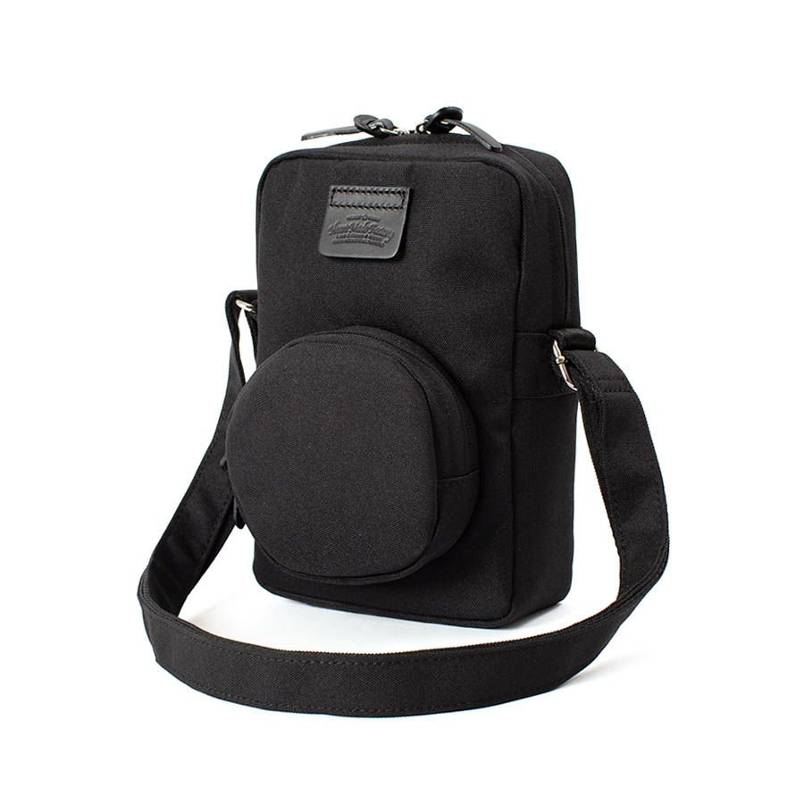 【非売品＊貴重】オッズ・マスターズ 入賞商品 オリジナルショルダーバッグ MONO-MART（モノマート） ショルダーバッグ バッグ 「UNIVERSAL×たい