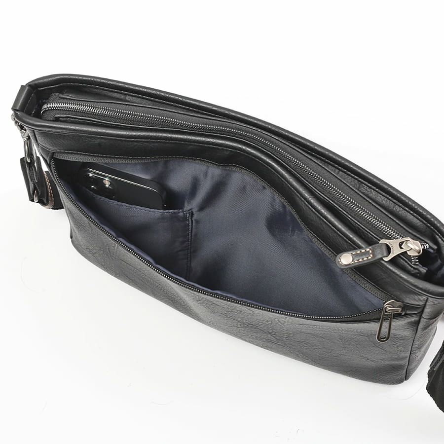 MOUSTACHE ショルダーバッグ 合皮 JTZ-4156