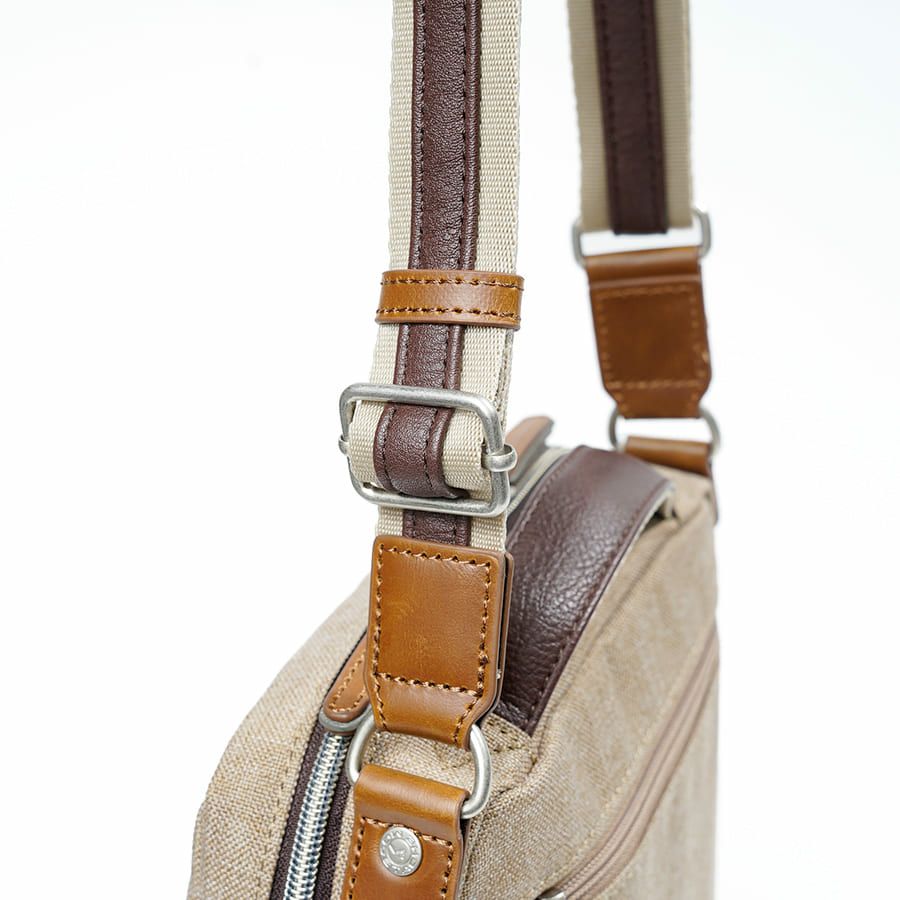 MOUSTACHE ラウンドショルダー ヌバック調合皮×合皮×ポリエステル JOH-4275