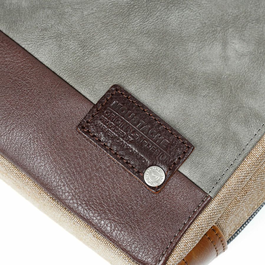 MOUSTACHE ラウンドショルダー ヌバック調合皮×合皮×ポリエステル JOH-4275