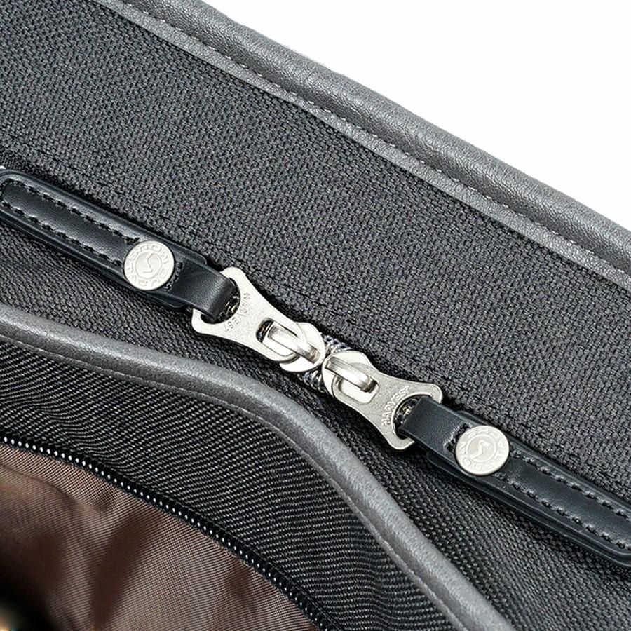 MOUSTACHE ショルダーバッグ ヌバック調合皮×合皮×ポリエステル JOH-4277