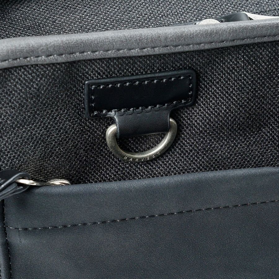 MOUSTACHE ショルダーバッグ ヌバック調合皮×合皮×ポリエステル JOH-4277