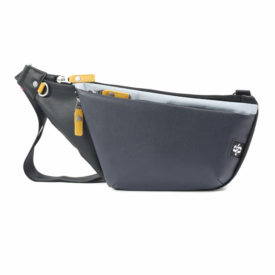 【エヴァンゲリオンコラボ】 MOUSTACHE ボディバッグ 合皮×ポリエステル JEZ-4486