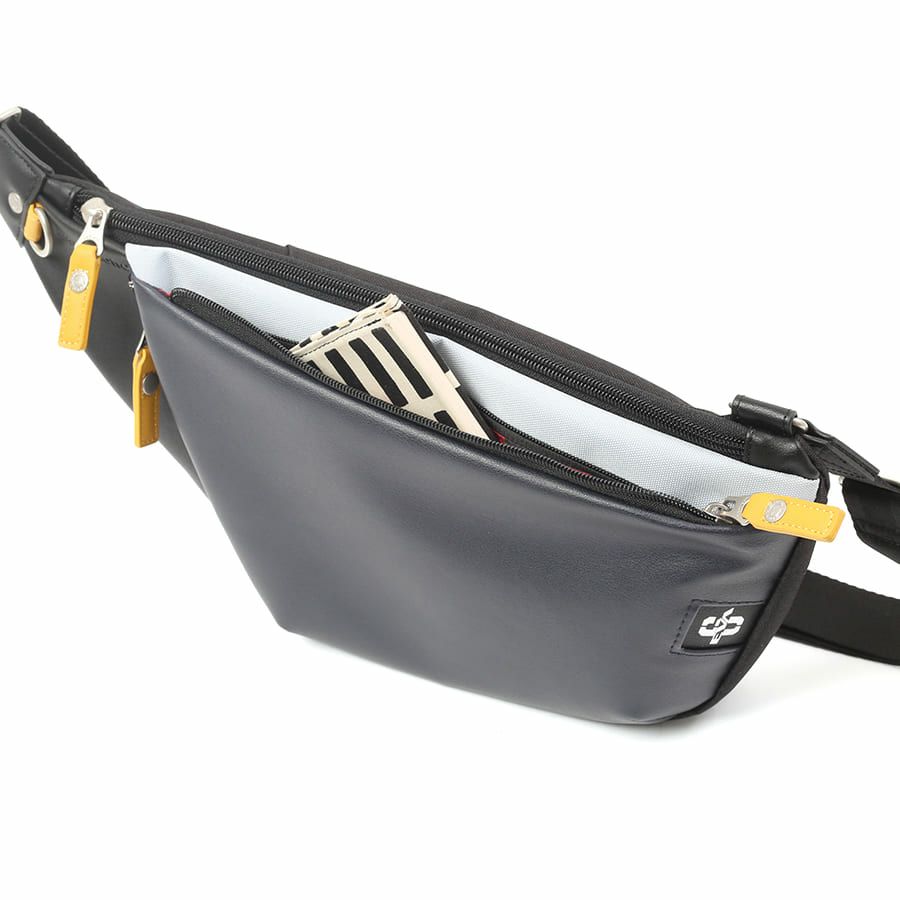 【エヴァンゲリオンコラボ】 MOUSTACHE ボディバッグ 合皮×ポリエステル JEZ-4486