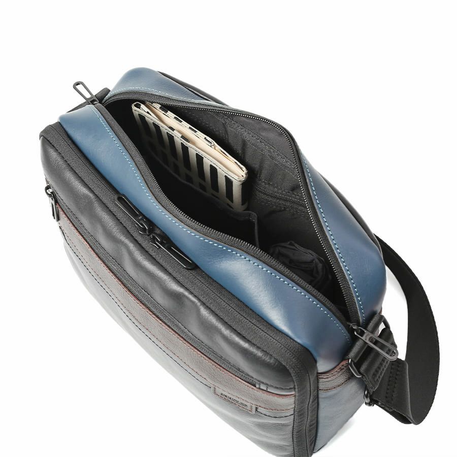 【WEB限定】 DOUBLES ショルダーバッグ(M) 牛革 BZN-7026N