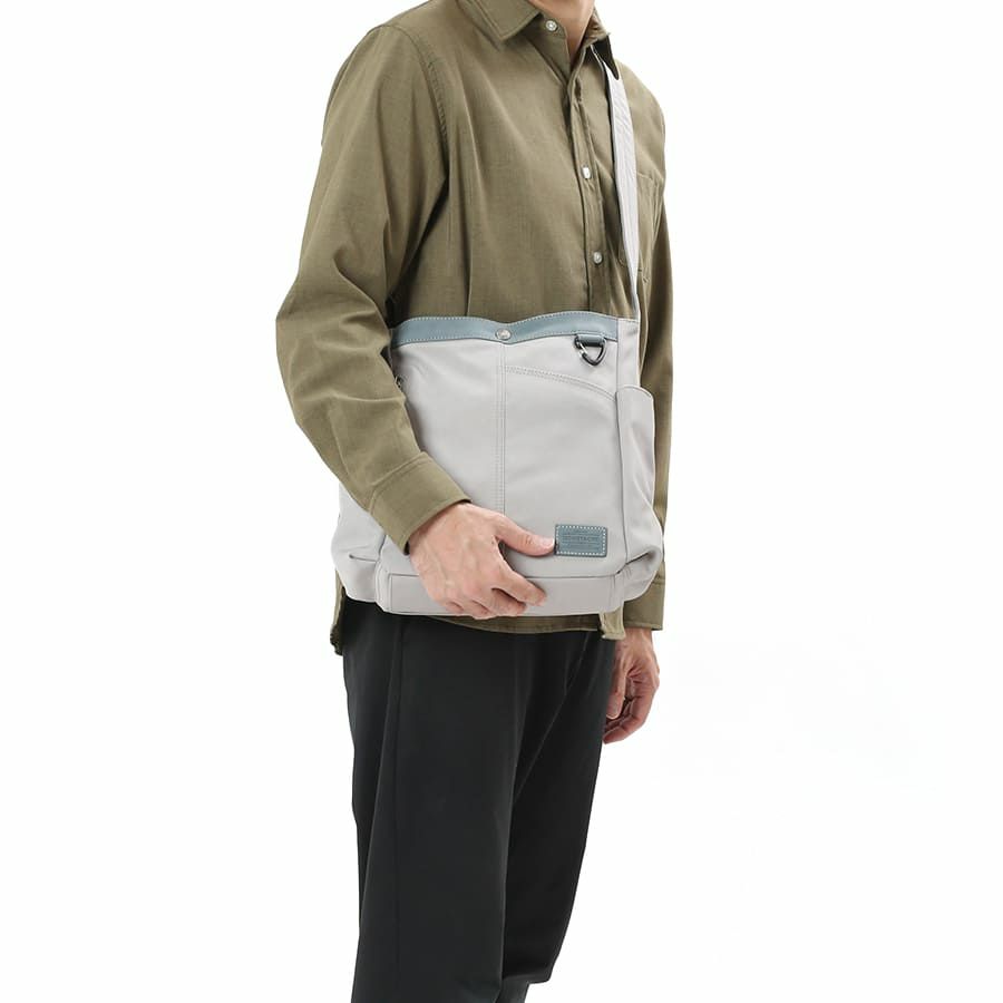 MOUSTACHE ショルダーバッグ ナイロン×ベロア調合皮 JVJ-4110