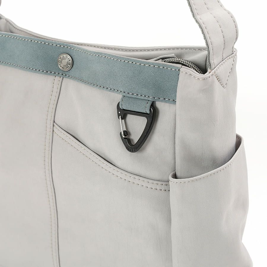 MOUSTACHE ショルダーバッグ ナイロン×ベロア調合皮 JVJ-4110