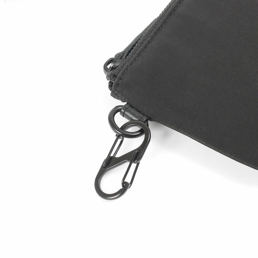 MOUSTACHE カラビナ付きミニ財布 撥水ポリエステル×牛革 KXX-4421