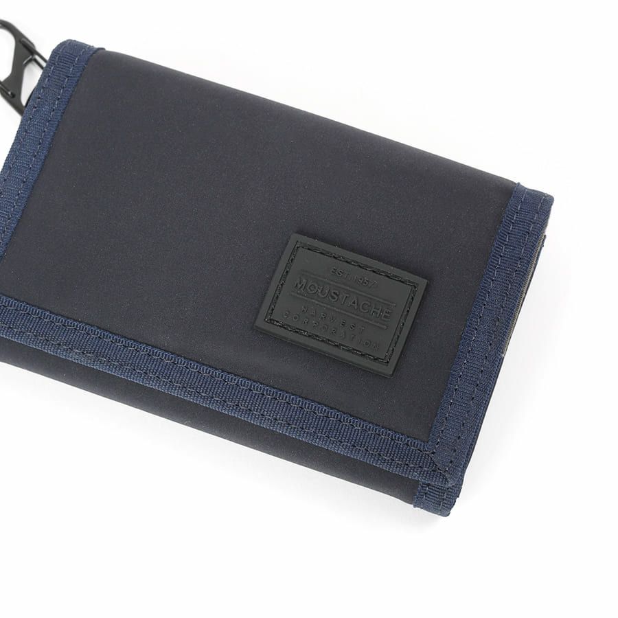 MOUSTACHE カラビナ付きコンパクト二つ折り財布 撥水ポリエステル×牛革 KXX-4422