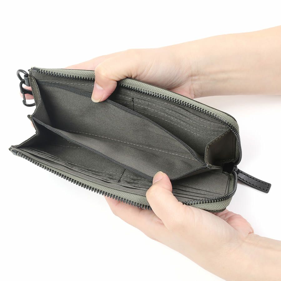 MOUSTACHE カラビナ付きL字ファスナー長財布 撥水ポリエステル×牛革 KXX-4423