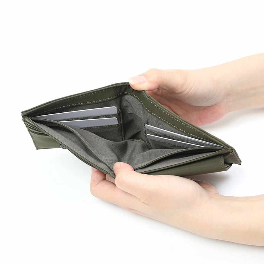 MOUSTACHE 二つ折り財布 撥水ポリエステル×牛革 KXX-4426