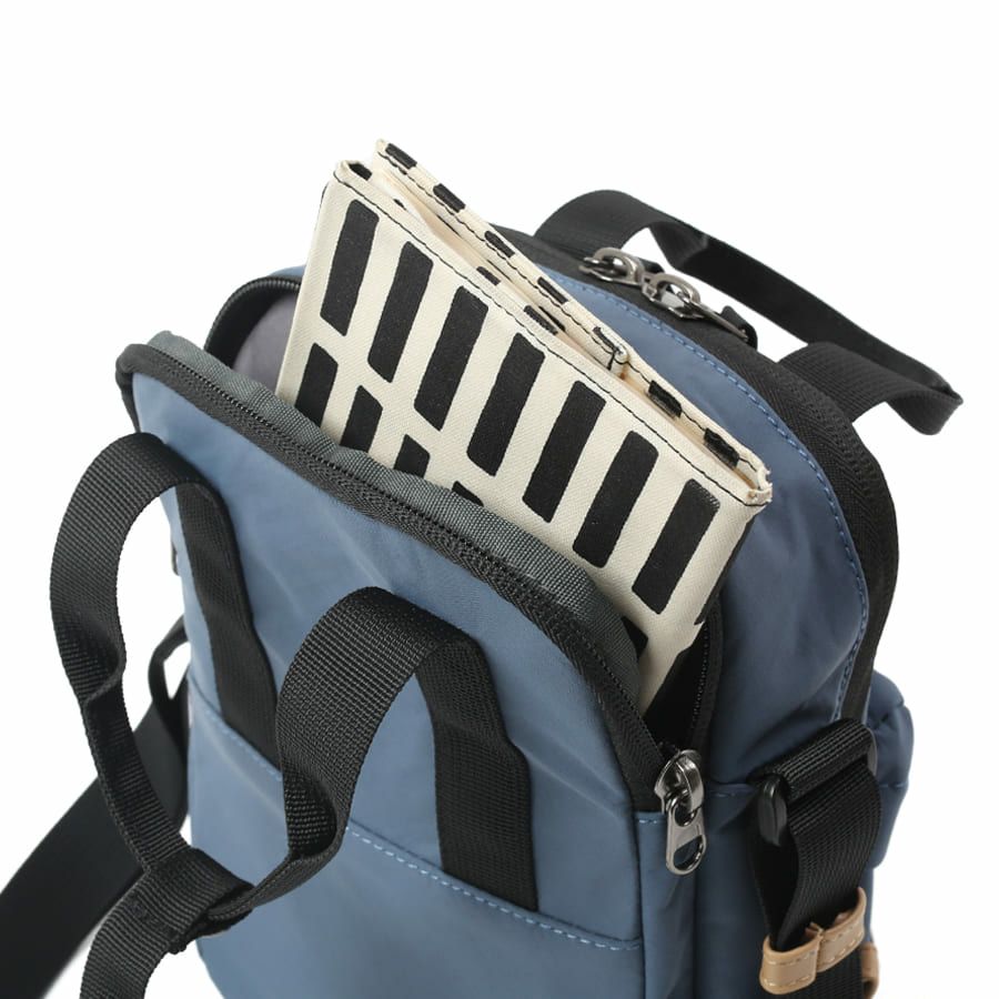 MOUSTACHE ミニショルダーバッグ シワ加工ナイロン MEG-4432