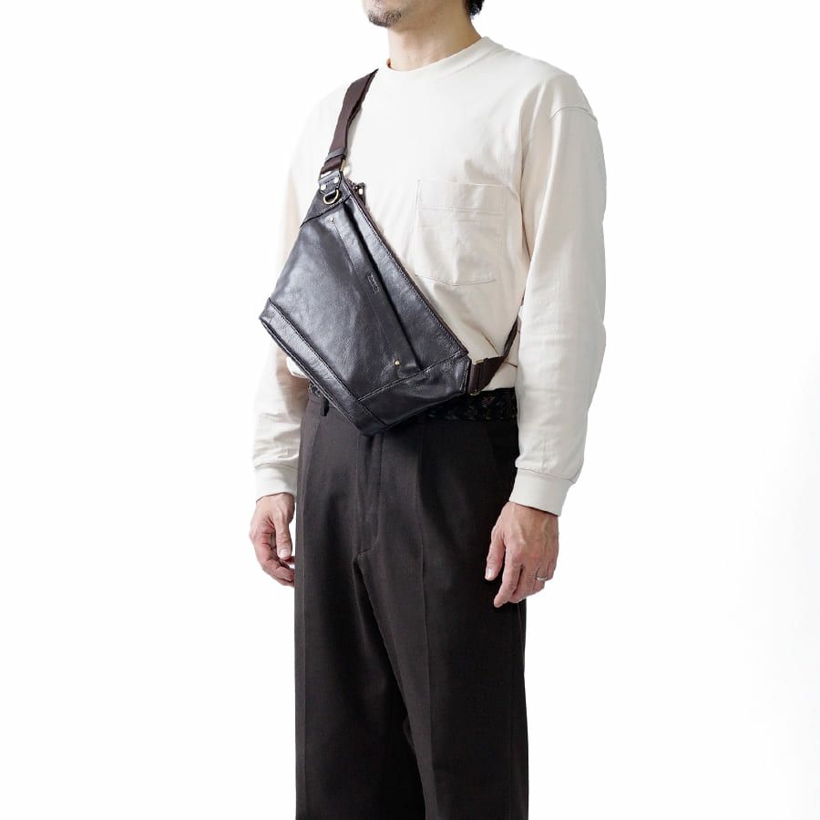 DOUBLES ボディバッグ 牛革 KRM-7725