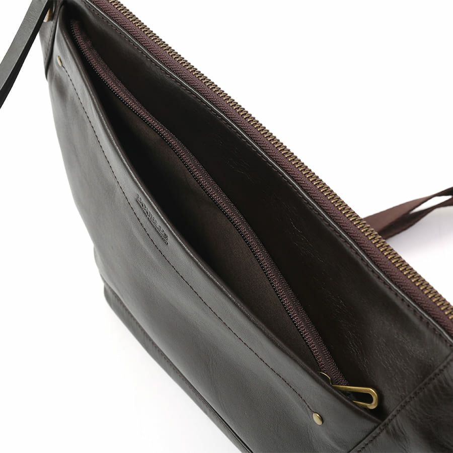 DOUBLES ボディバッグ 牛革 KRM-7725