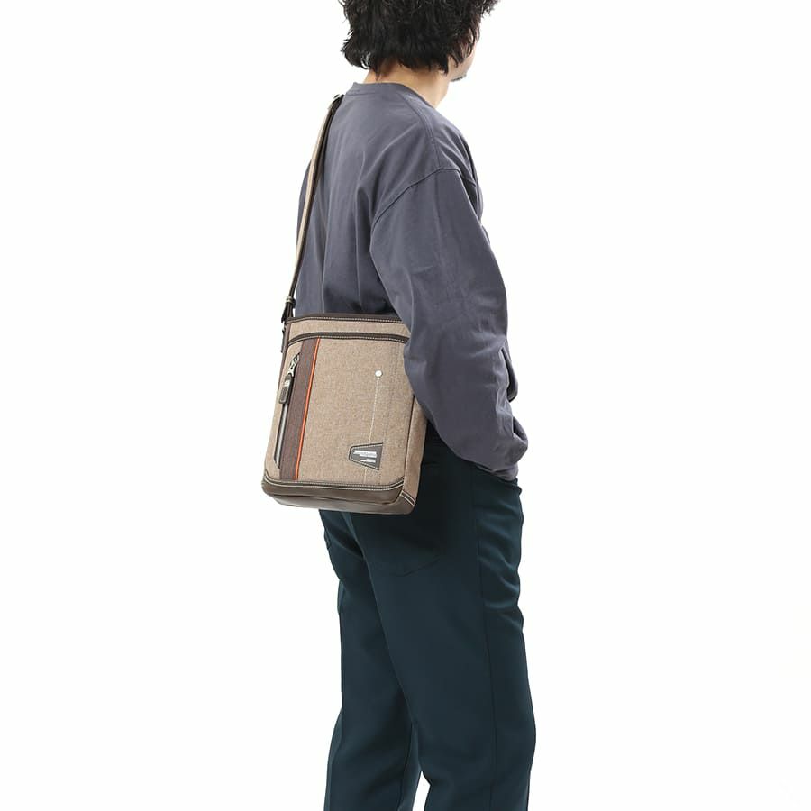 MOUSTACHE ショルダーバッグ 杢調ポリ×白化合皮 JLG-4664