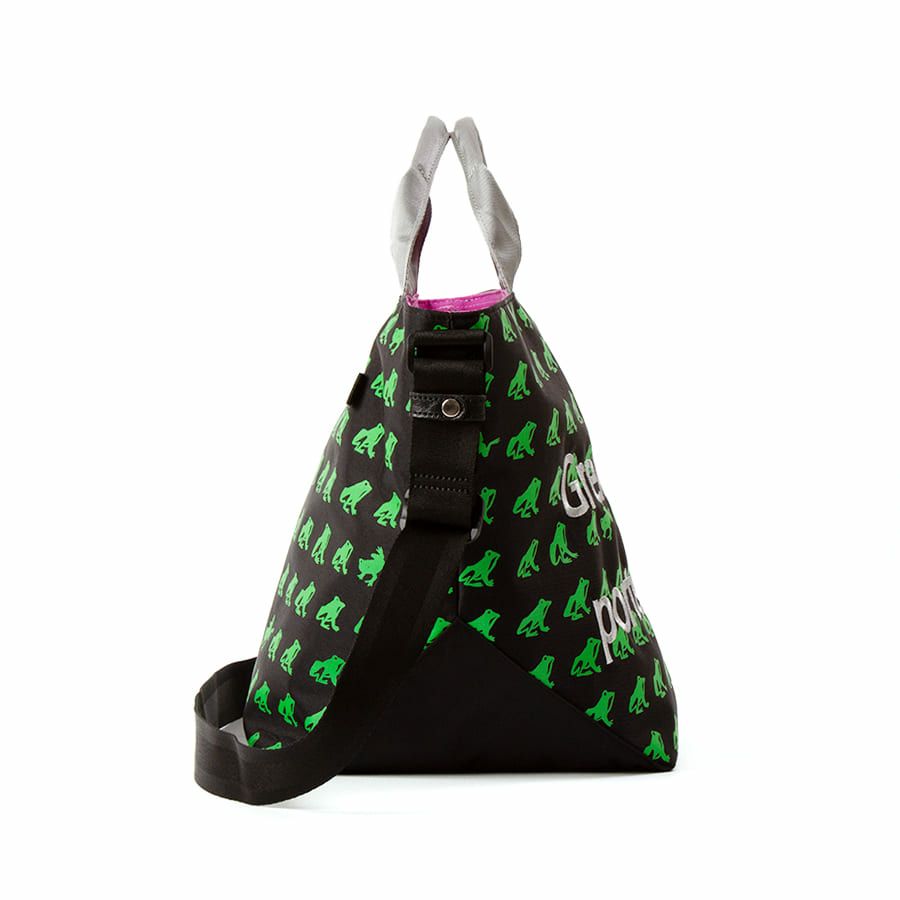 ESSENCE OF POISON 2wayトートバッグ ナイロンツイル BEO-3280