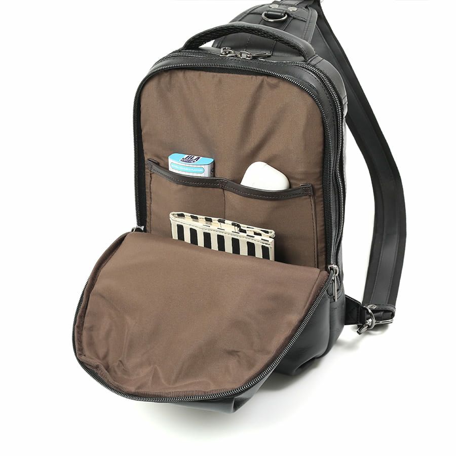 DOUBLES ボディバッグ 牛革 JDL-1375