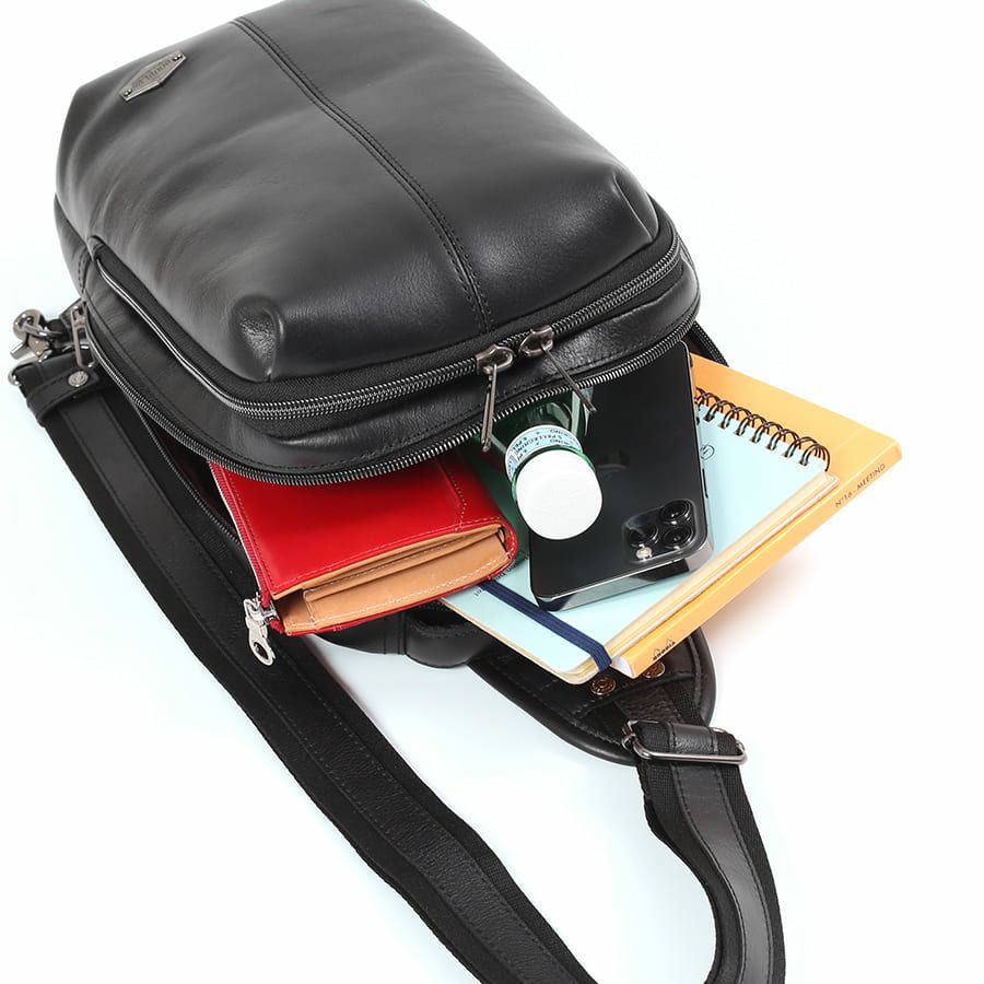 DOUBLES ボディバッグ 牛革 JDL-1375