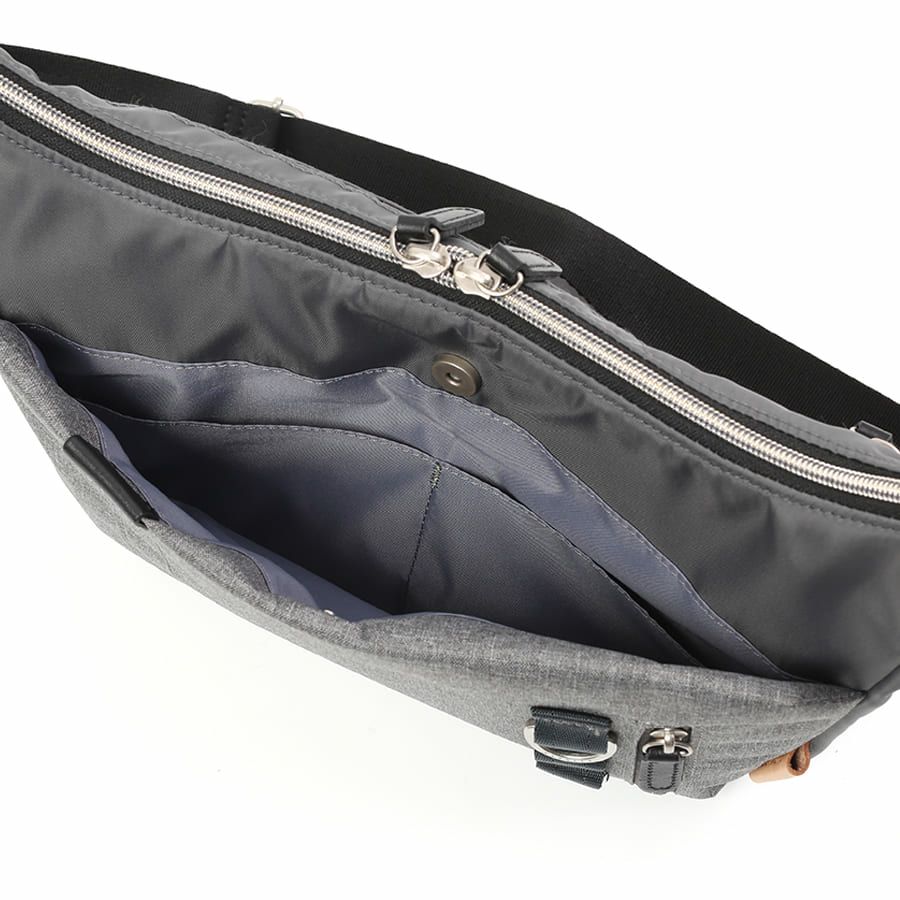 MOUSTACHE ショルダーバッグミニ 高密ポリエステル×杢調ポリエステル×牛革 BET-0340