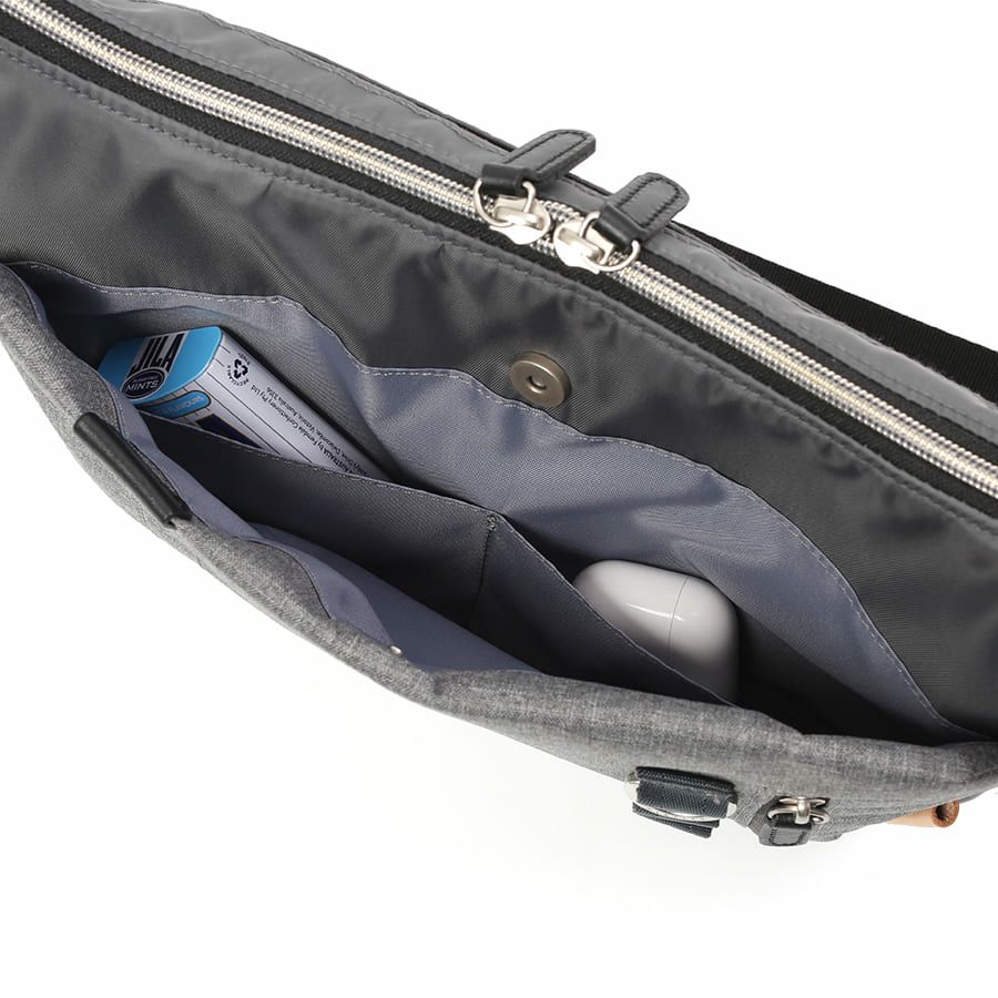 MOUSTACHE ショルダーバッグミニ 高密ポリエステル×杢調ポリエステル×牛革 BET-0340