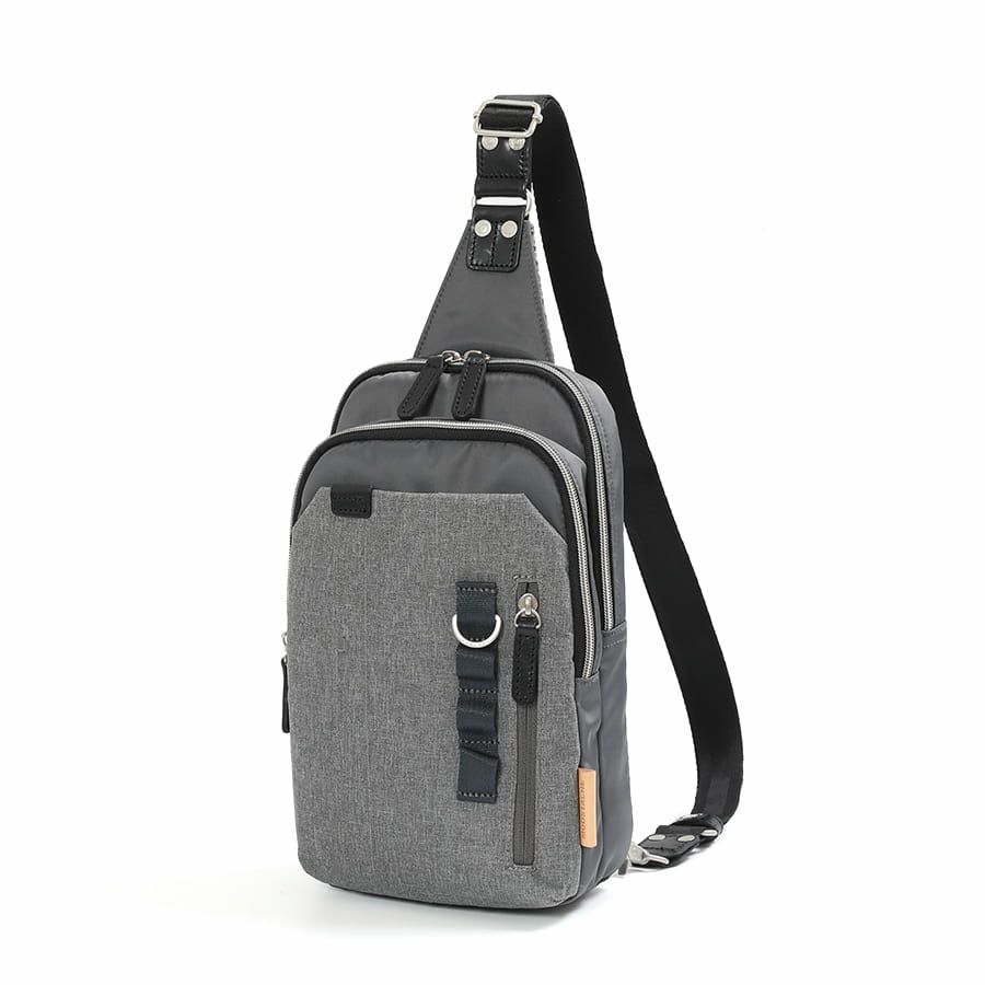 MOUSTACHE ボディバッグ 高密ポリエステル×杢調ポリエステル×牛革 BET-0341