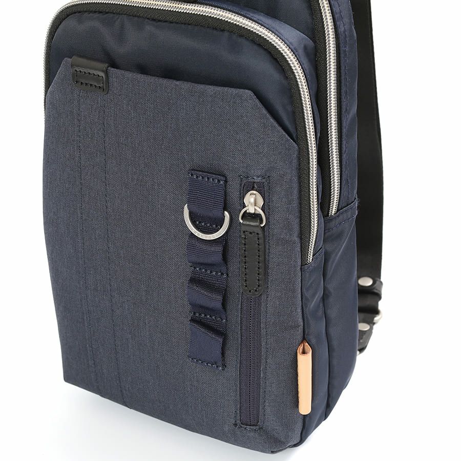 MOUSTACHE ボディバッグ 高密ポリエステル×杢調ポリエステル×牛革 BET-0341