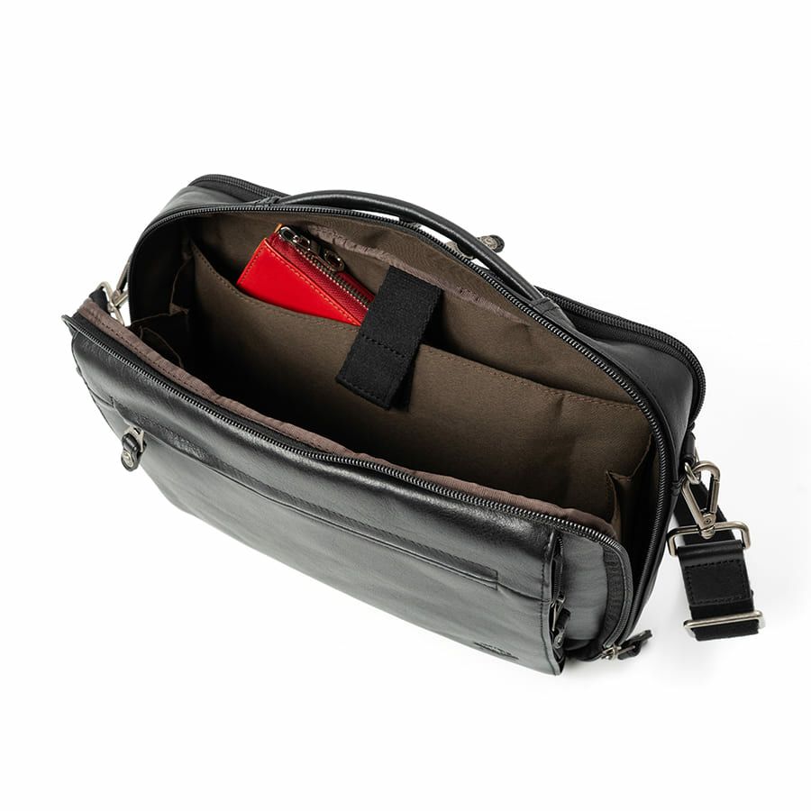 DOUBLES 2WAYクラッチショルダーバッグ 牛革×ポリエステル KWW-1345