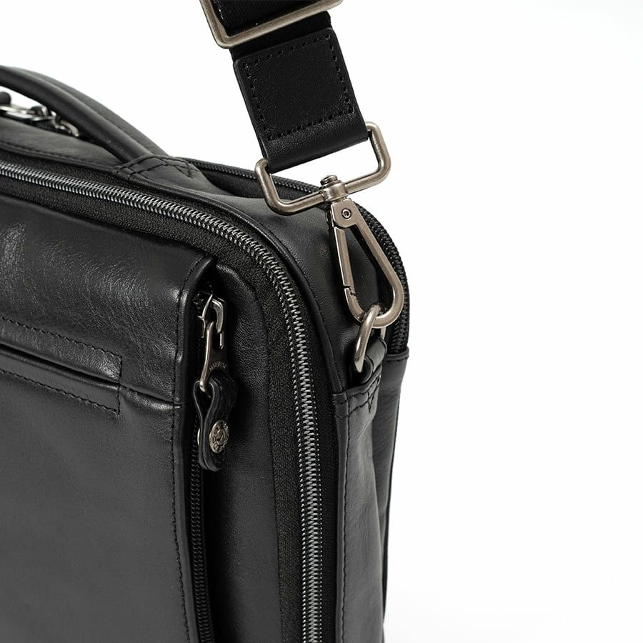 DOUBLES 2WAYクラッチショルダーバッグ 牛革×ポリエステル KWW-1345