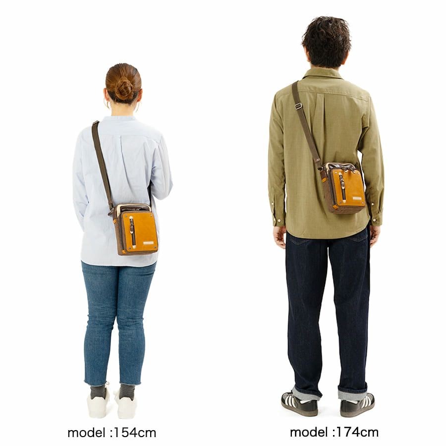 MOUSTACHE 縦型ミニショルダーバッグ シュリンク合皮×マット合皮×杢調ポリ JEX-4331