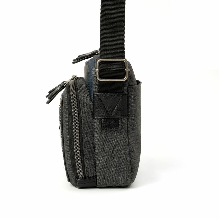 MOUSTACHE 横型ミニショルダーバッグ シュリンク合皮×マット合皮×杢調ポリ JEX-4332